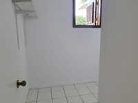 House 2798094561