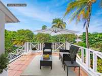 House 2798094590