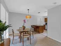 House 2279200872