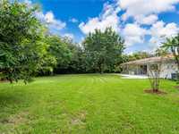 House 2279200786