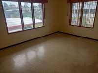 House 2284359977