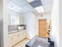 House 2295767957