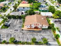 House 2295768016