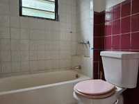 House 2410141305