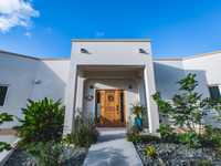 House 2564616230