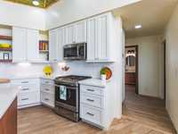 House 2564616411