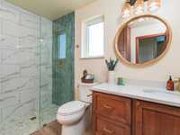 House 2564616472