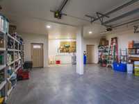 House 2564616624