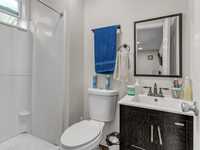 House 2321912270