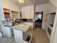House 2327521961