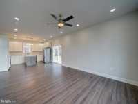 House 2590758184