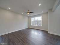 House 2590758193
