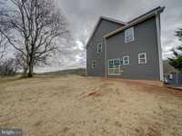House 2590758171