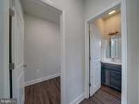 House 2590758211