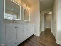 House 2590758228