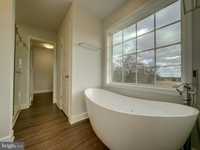House 2590758229