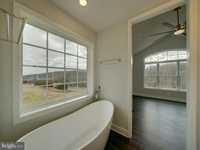 House 2590758237