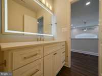 House 2590758244