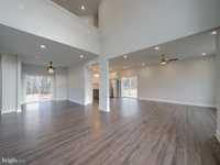 House 2590758179