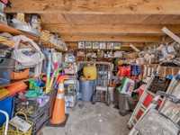 House 2359819001