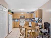 House 2359819007