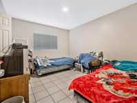 House 2359819033