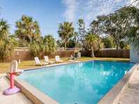 House 2380443725