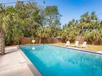 House 2380443792