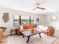 House 2380443386