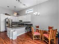 House 2400480898
