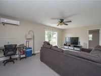 House 2430365809