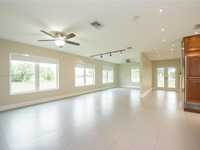 House 2430365713
