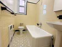 House 2382002113