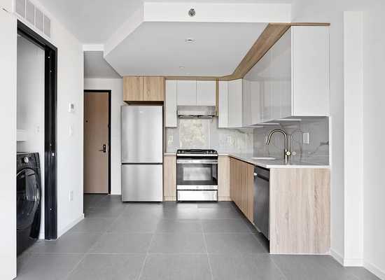 8277 116, Kew Gardens, Apartment,  sold, Showcase Realty