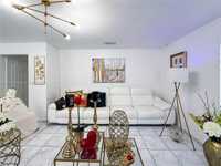 House 2382731363
