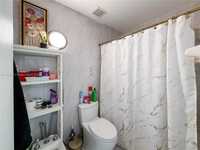House 2382731377