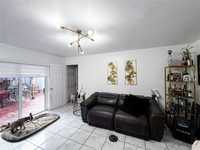 House 2382731393