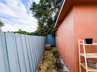 House 2382731431