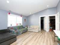 House 2493281868