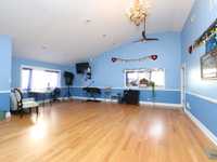 House 2493281665