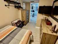 House 2404774126