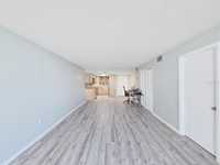 House 2446430715