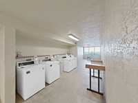 House 2446430837