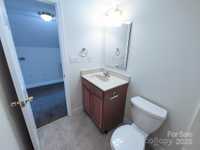 House 2415888226