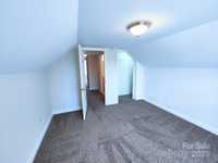 House 2415888265