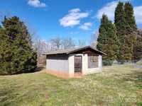 House 2415888298