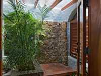 House 2414475299
