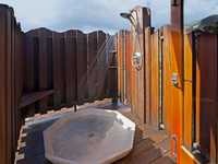 House 2414475416