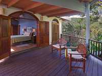 House 2414475418