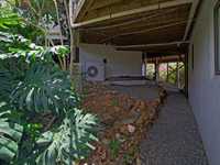 House 2414475849